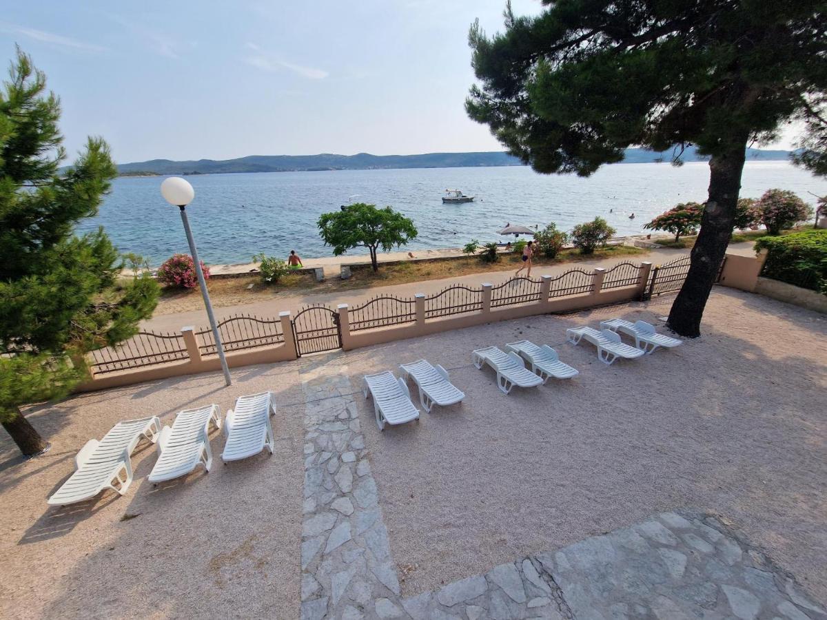 5 Meters From The Sea With Private Beach - 70M2 Colibri Sunset Apartments Sveti Petar  Exterior foto